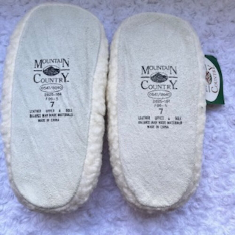 NEW Vintage Authentic Mountain Country Purple Slippers Women’s Size 7 NWT - Picture 2 of 7